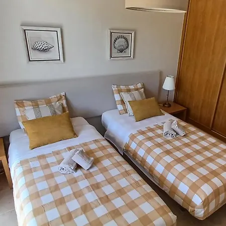 Apartment Marinalvor